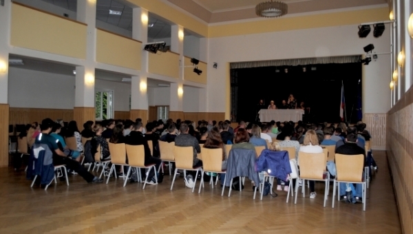 SLAVNOSTNÍ ZAHÁJENÍ ŠKOLNÍHO ROKU 2019 - 2020