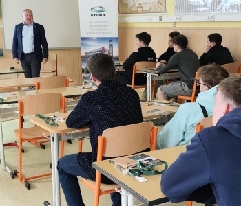 „Nové kariérní příležitosti pro naše studenty!