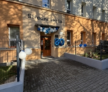 Oslavy 80 let naší školy jsou za námi. Děkujeme!