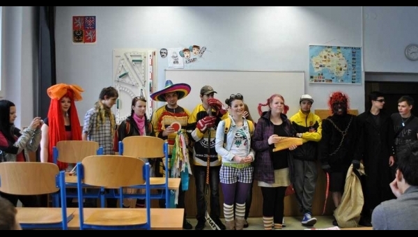 30. 4. 2014 Poslední zvonění PO4 a E4